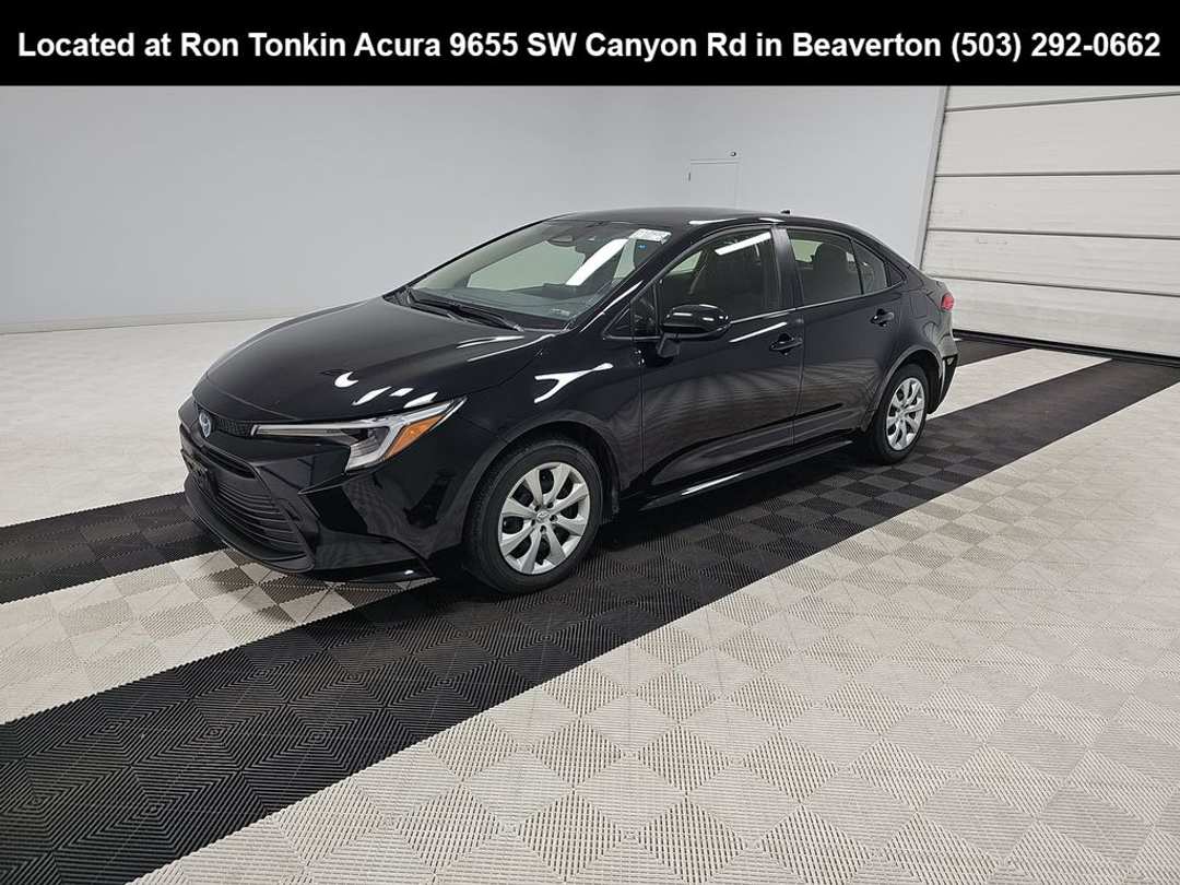 2024 Toyota Corolla Hybrid LE - Image 3