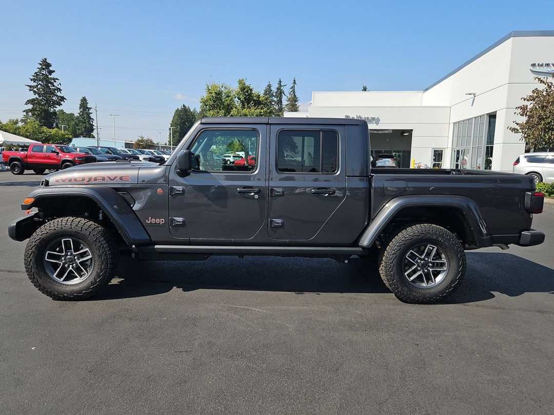 2026 Jeep Gladiator Mojave - Image 3