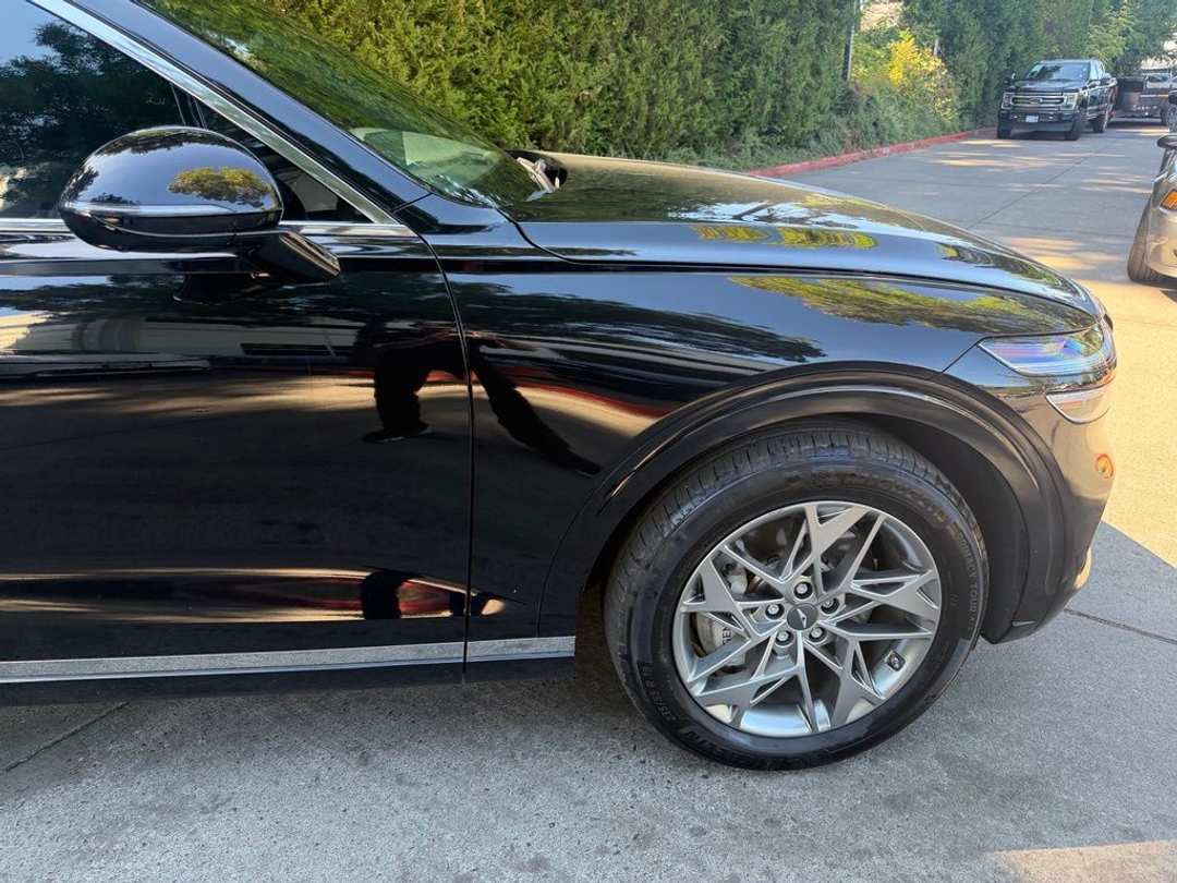 2024 Genesis Gv70 2.5T - Image 3