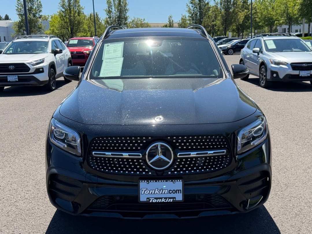 2023 Mercedes-Benz GLB GLB 250 - Image 3