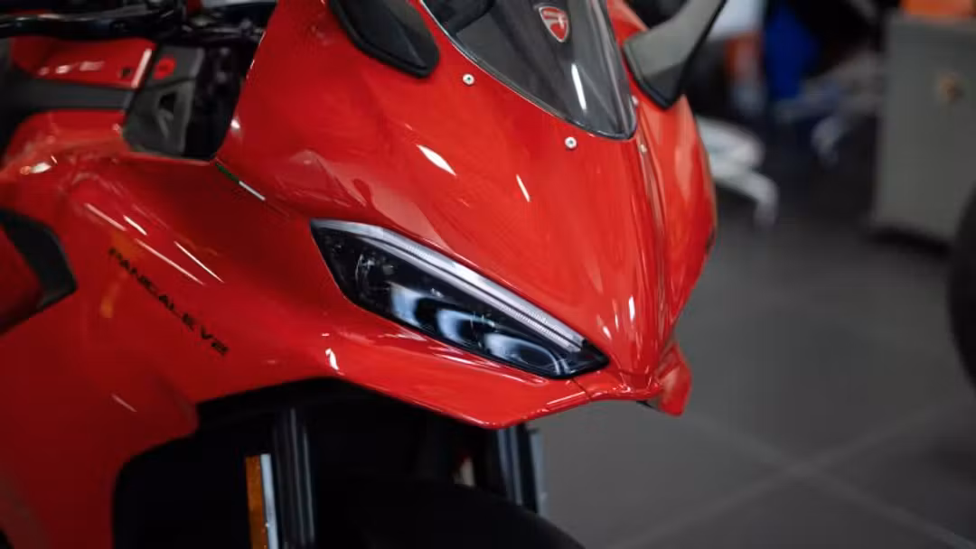 2026 Ducati Panigale V2 - Image 2