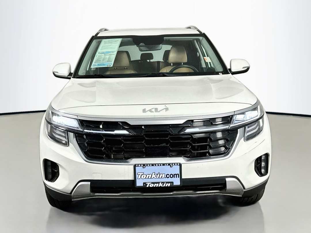 2024 Kia Seltos SX - Image 2