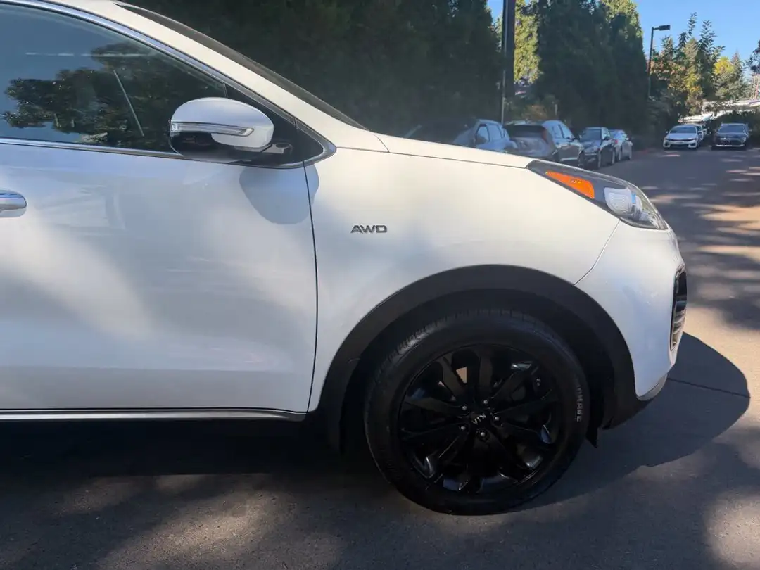 2019 Kia Sportage EX - Image 3