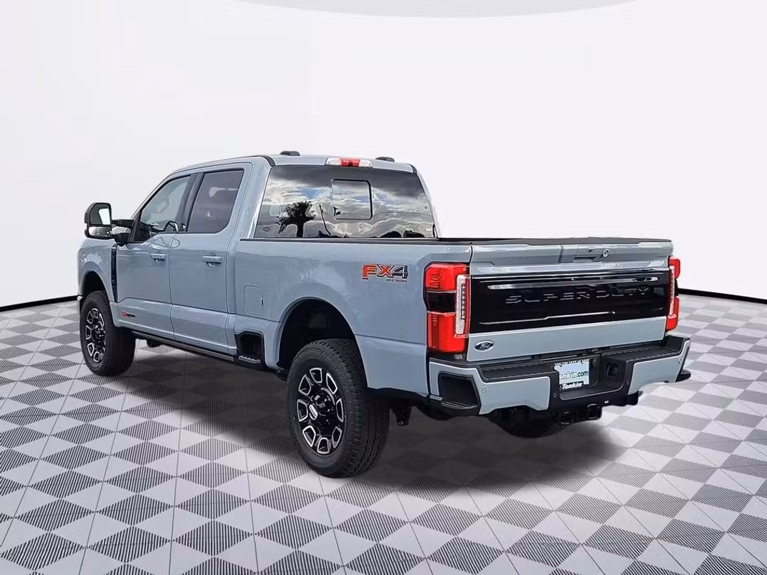 2026 Ford F-250Sd Platinum - Image 3