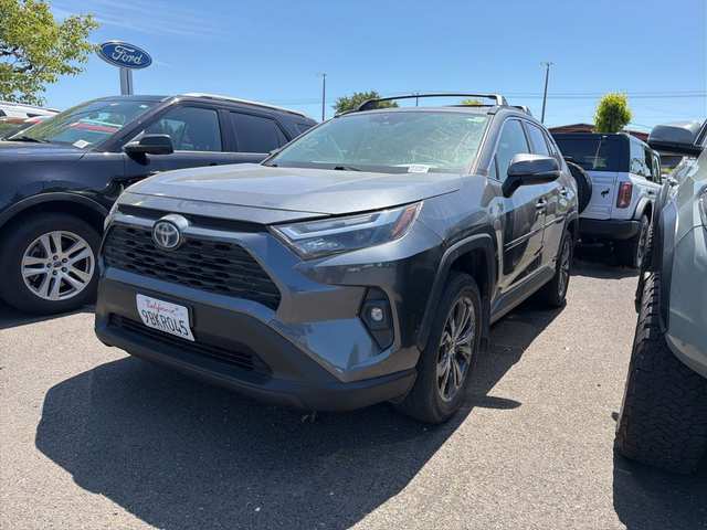 2022 Toyota Rav4 Hybrid XLE Premium