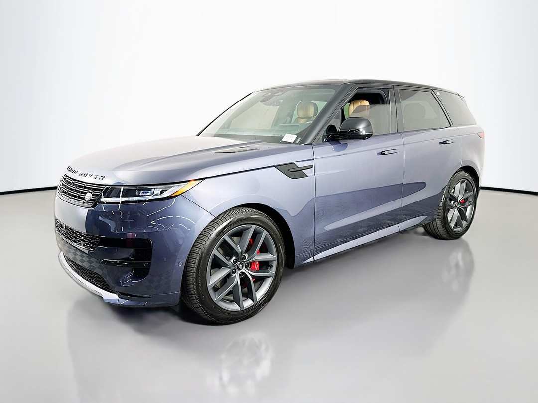 2024 Land Rover Range Rover Sport Dynamic SE - Image 3