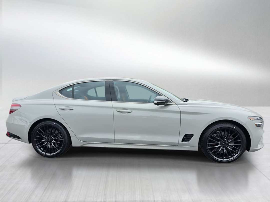 2026 Genesis G70 3.3T Prestige Graphite - Image 2