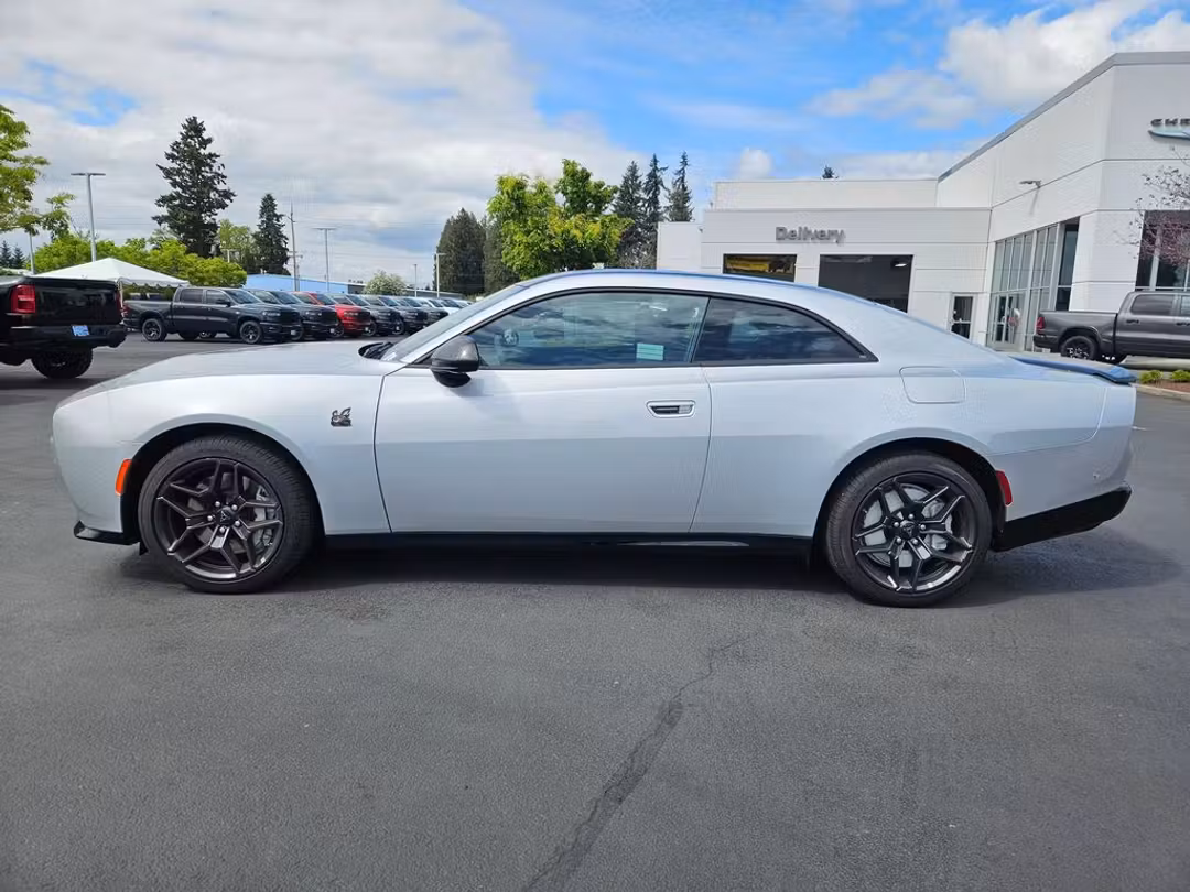 2026 Dodge Charger Scat Pack Plus - Image 3