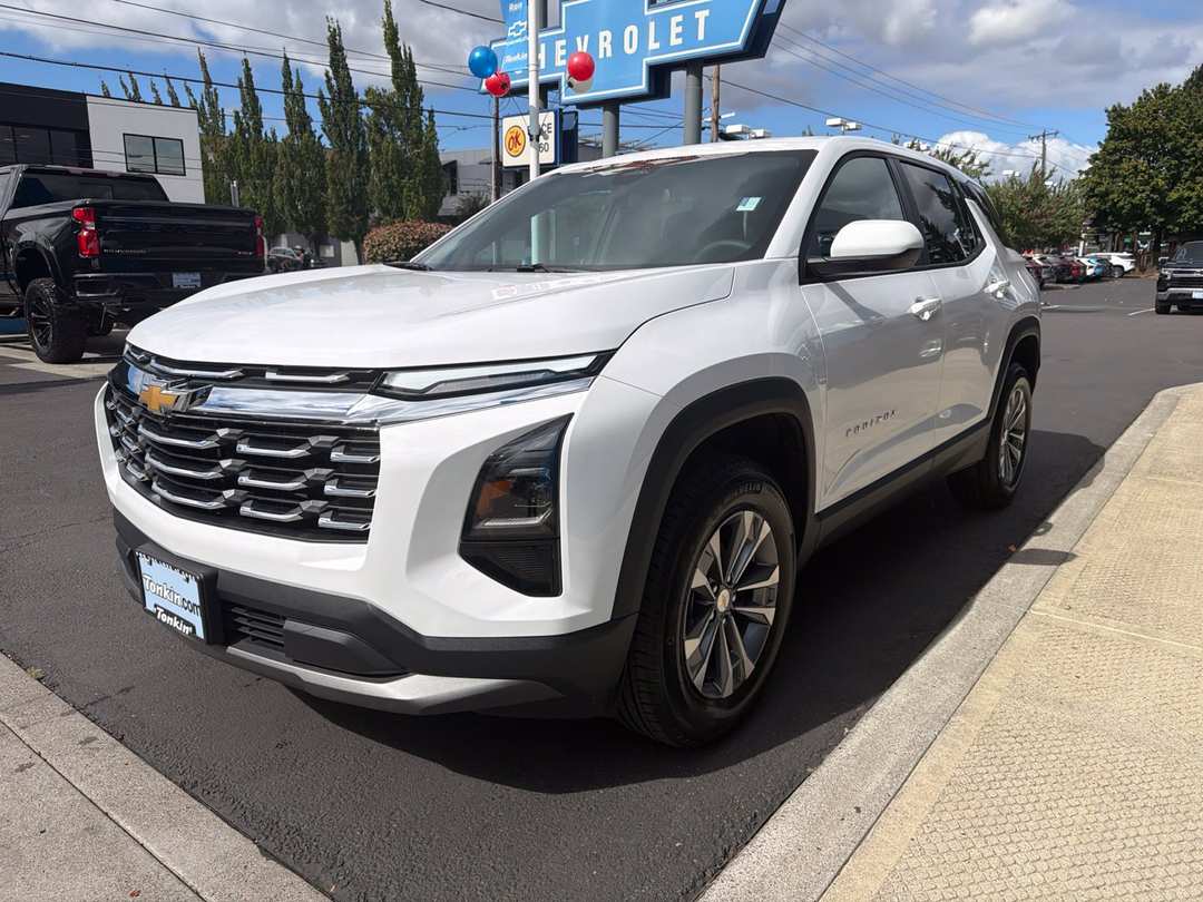 2027 Chevrolet Equinox LT - Image 2