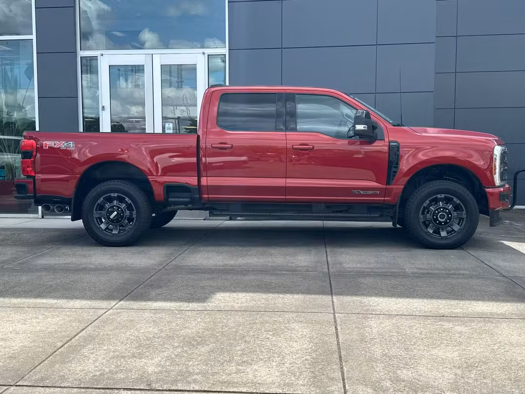 2024 Ford F-250Sd Lariat - Image 2