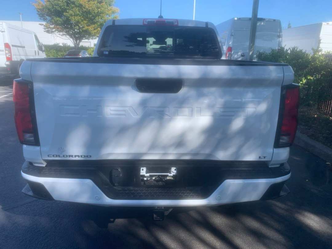 2024 Chevrolet Colorado LT - Image 3