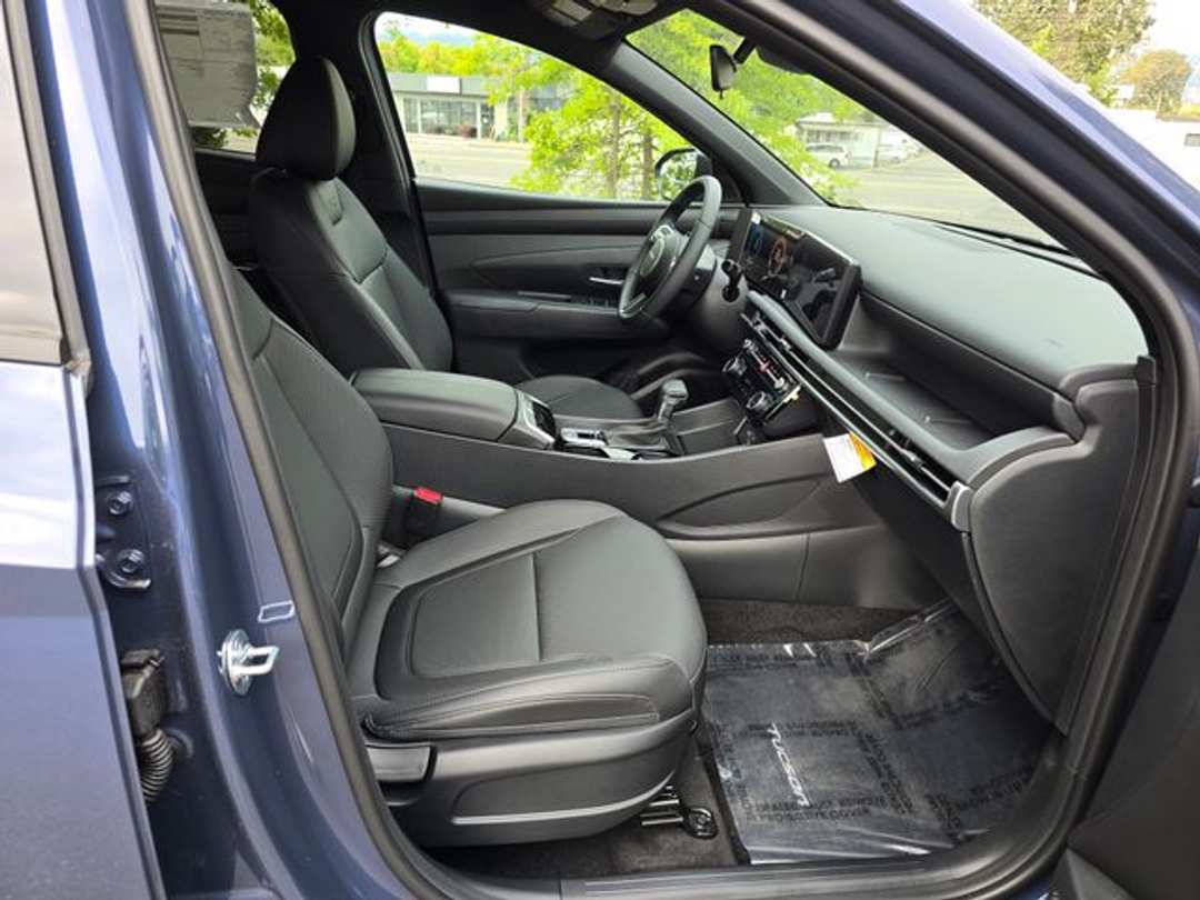 2026 Hyundai Tucson XRT - Image 2