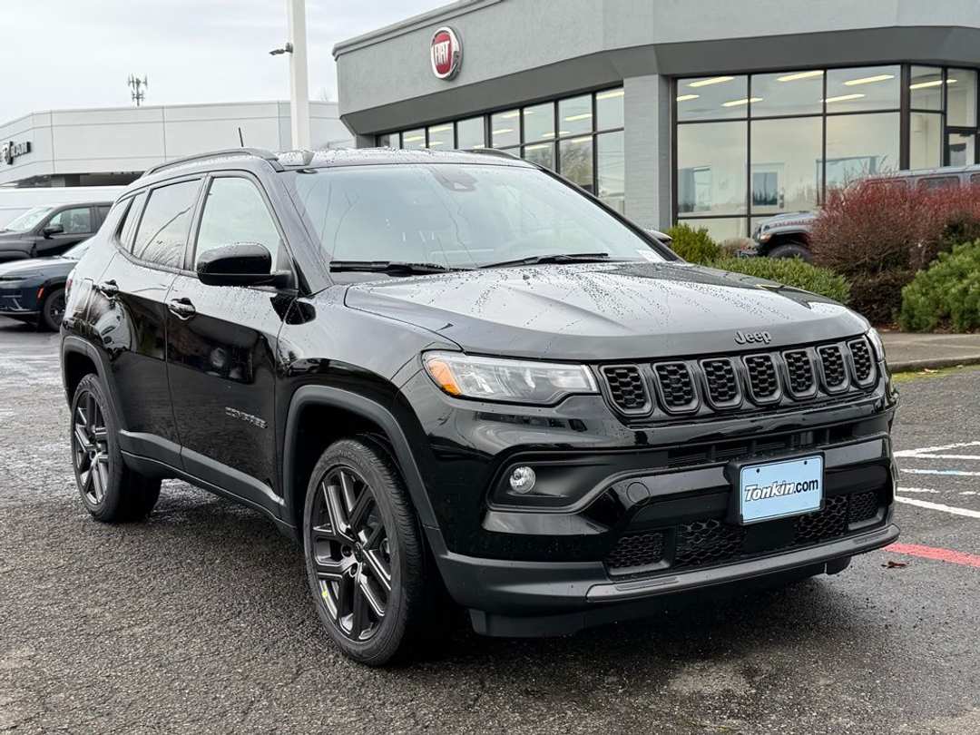 2026 Jeep Compass Latitude - Image 3