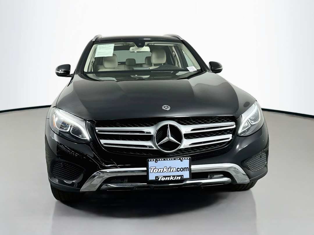 2019 Mercedes-Benz GLC GLC 350e - Image 2