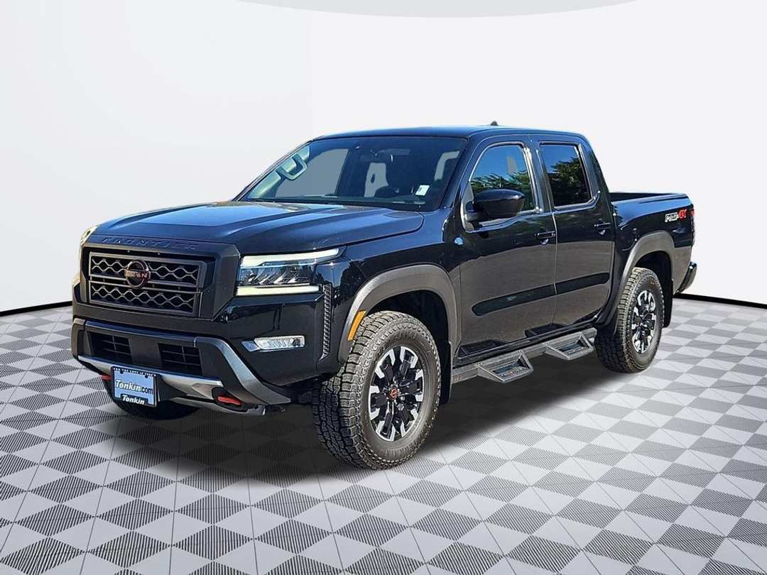 2023 Nissan Frontier PRO4X - Image 2