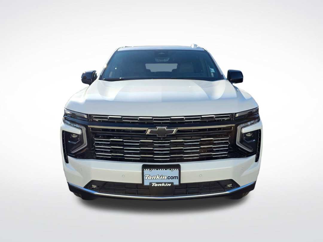 2026 Chevrolet Suburban High Country - Image 3