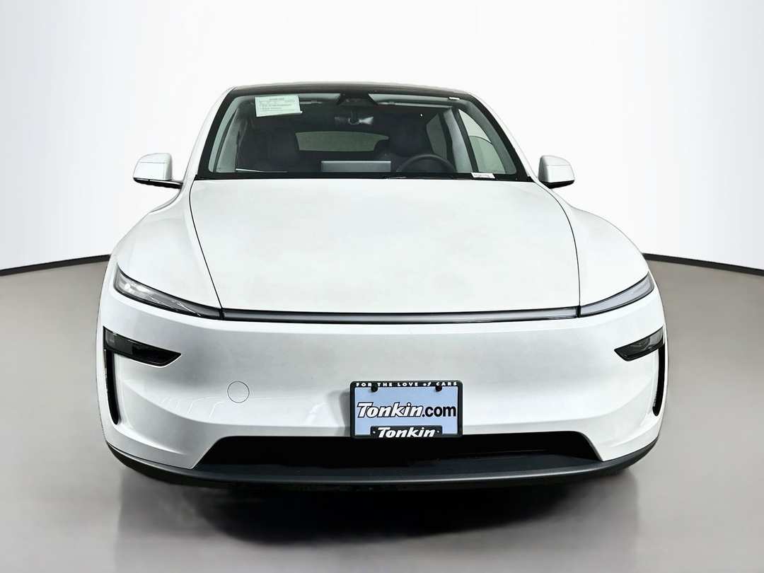 2026 Tesla Model Y Premium - Image 2
