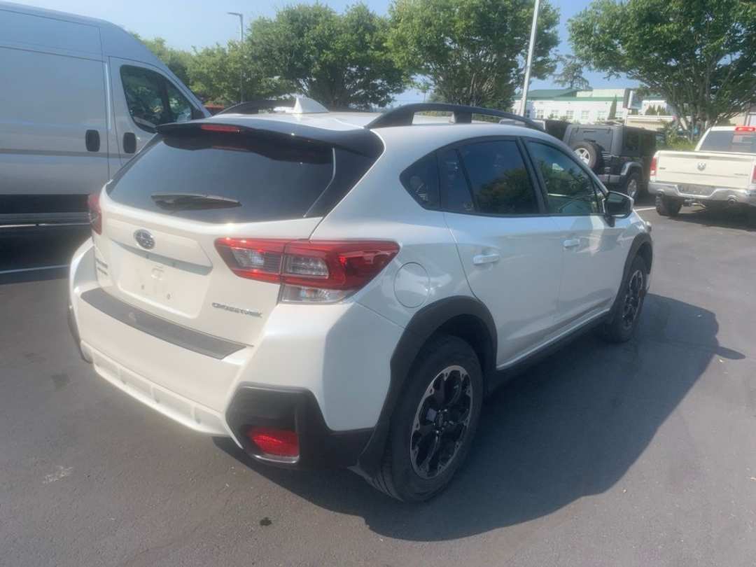 2022 Subaru Crosstrek Premium - Image 3