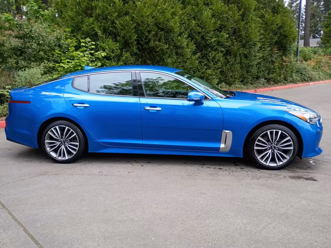 2019 Kia Stinger Base - Image 3