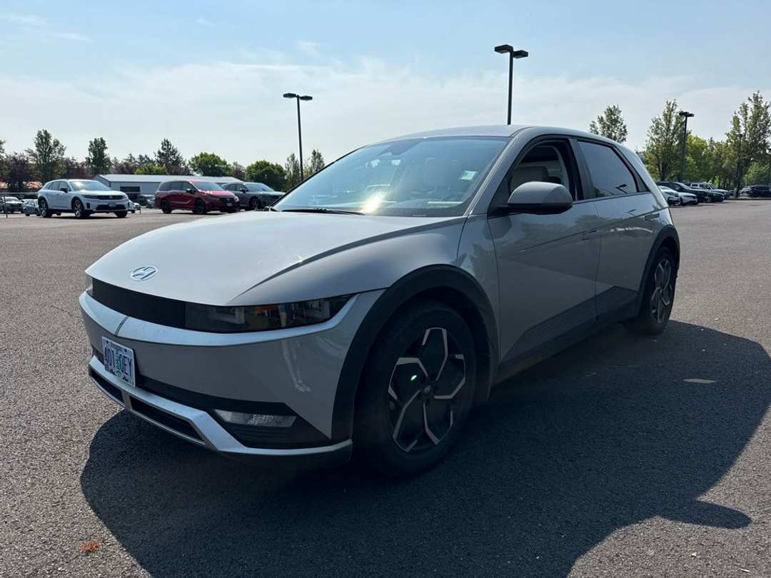 2023 Hyundai Ioniq 5 SEL - Image 3