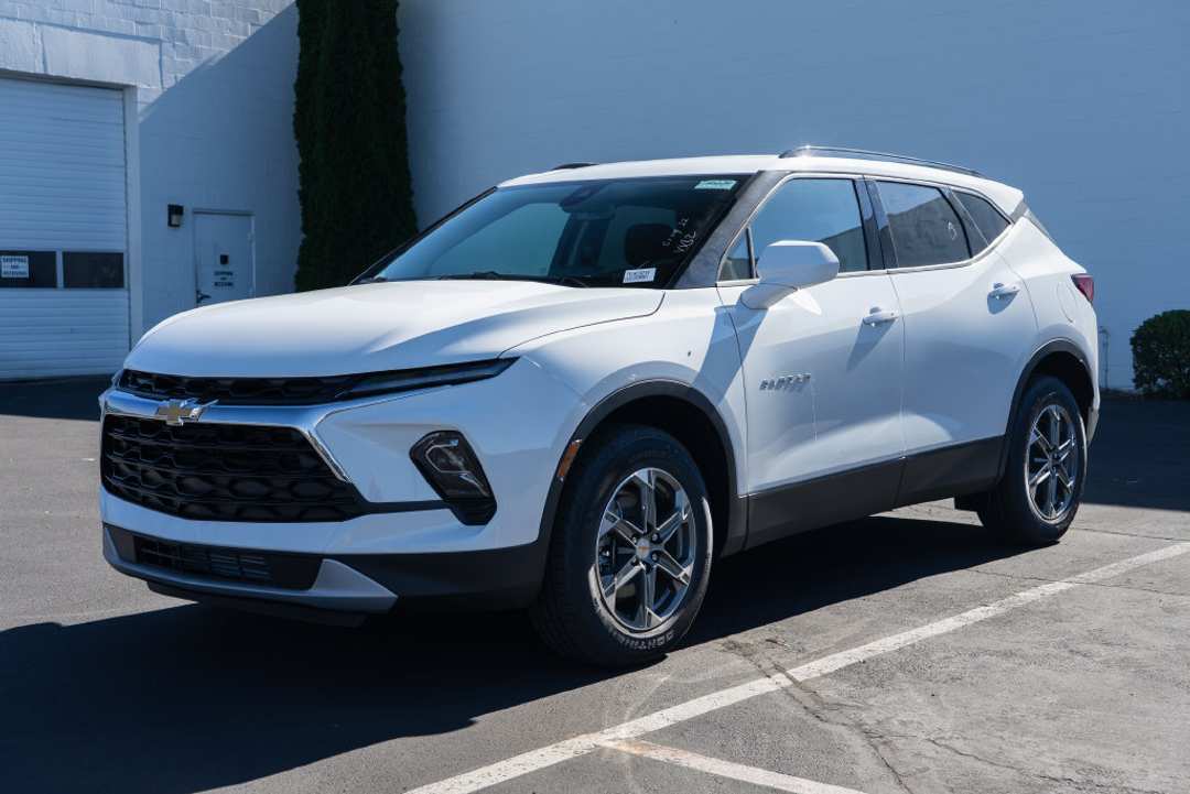2026 Chevrolet Blazer LT - Image 3