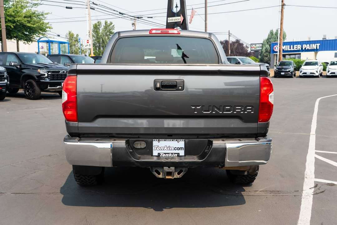 2016 Toyota Tundra SR5 - Image 3
