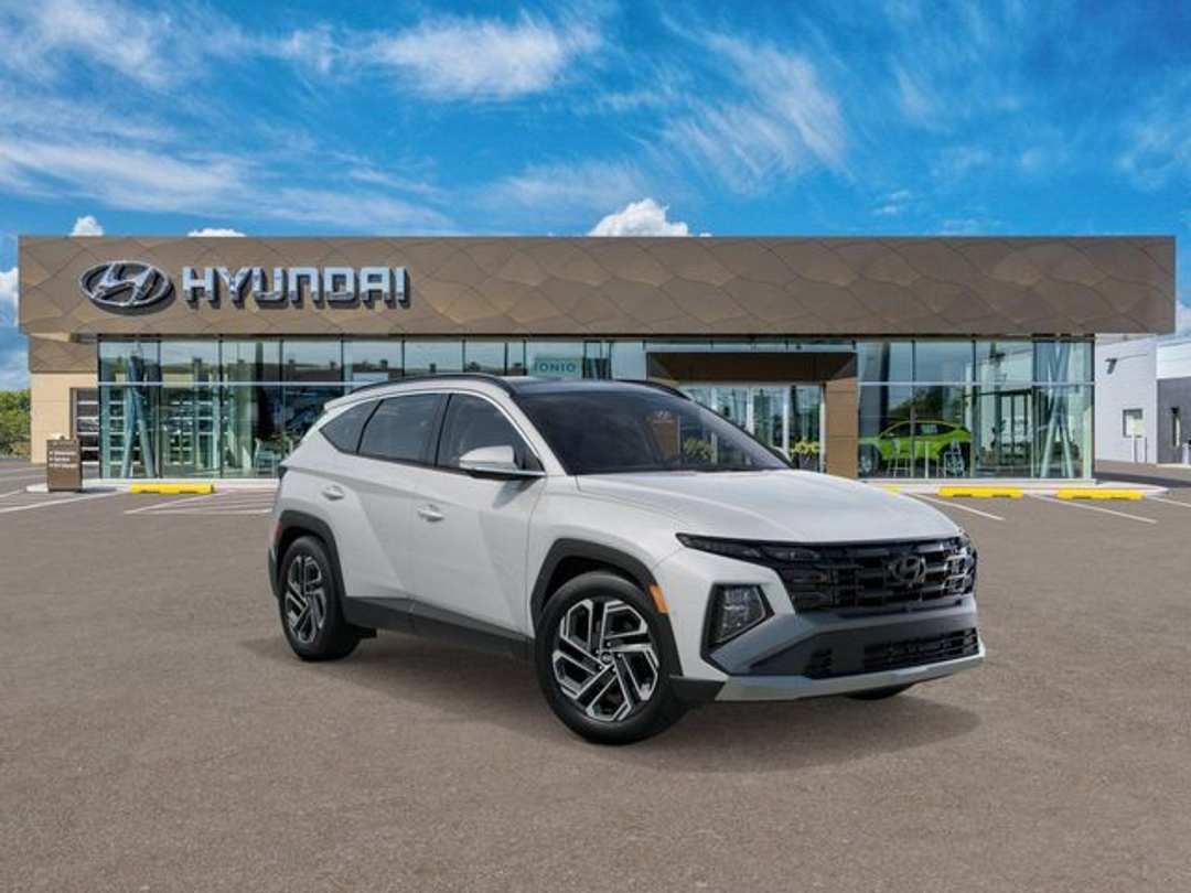 2026 Hyundai Tucson Hybrid Limited - Image 2