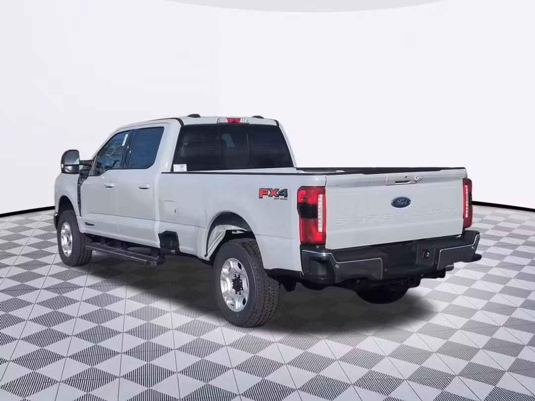 2026 Ford F-250Sd XLT - Image 3