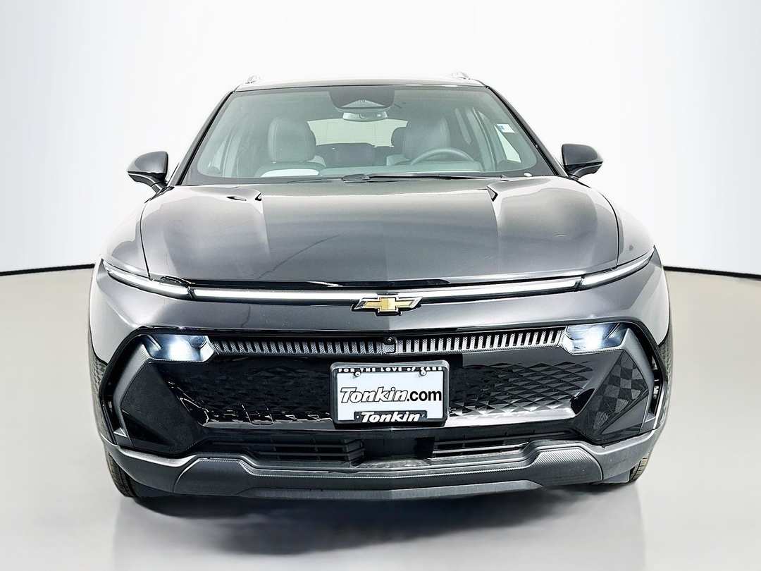 2026 Chevrolet Equinox Ev LT - Image 2