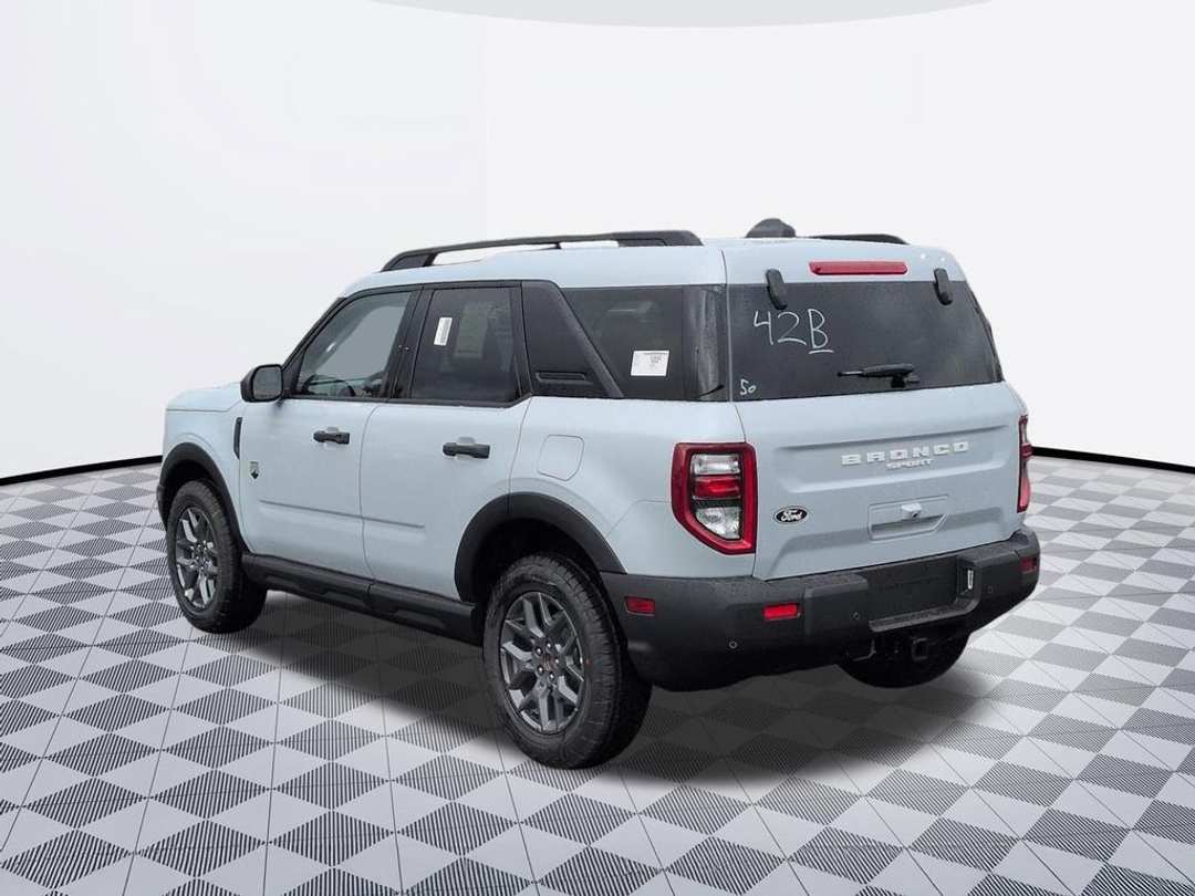 2026 Ford Bronco Sport Big Bend - Image 3