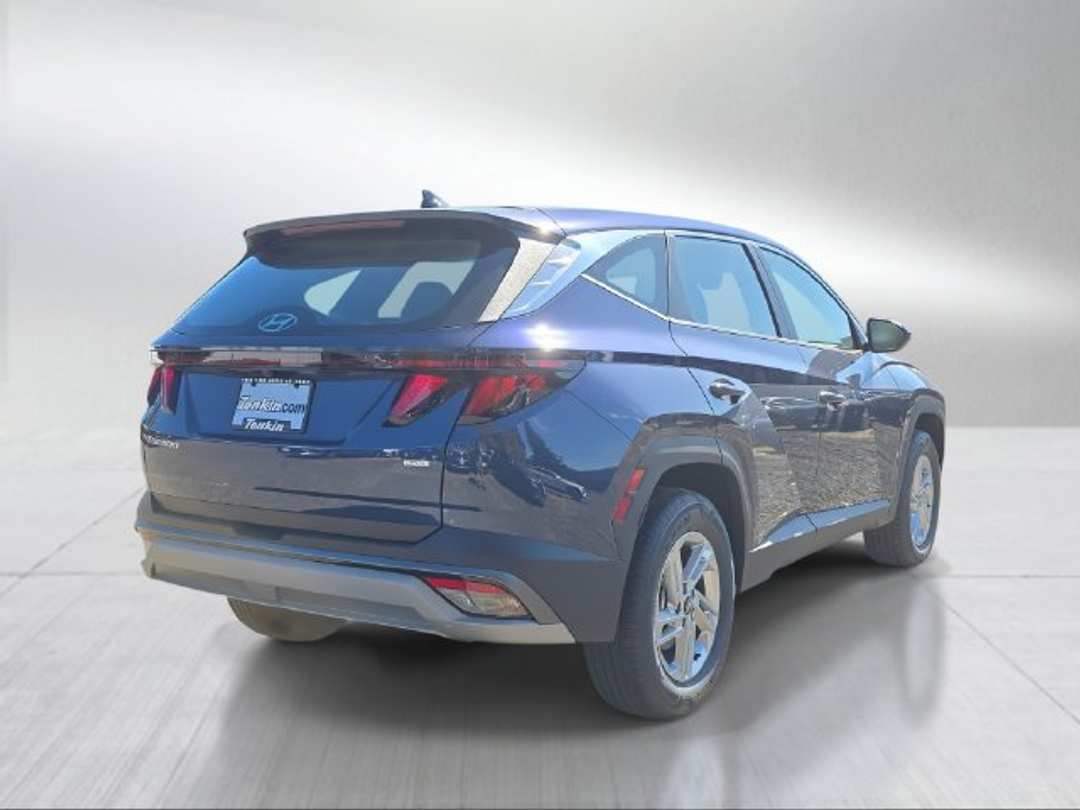 2026 Hyundai Tucson SE - Image 3