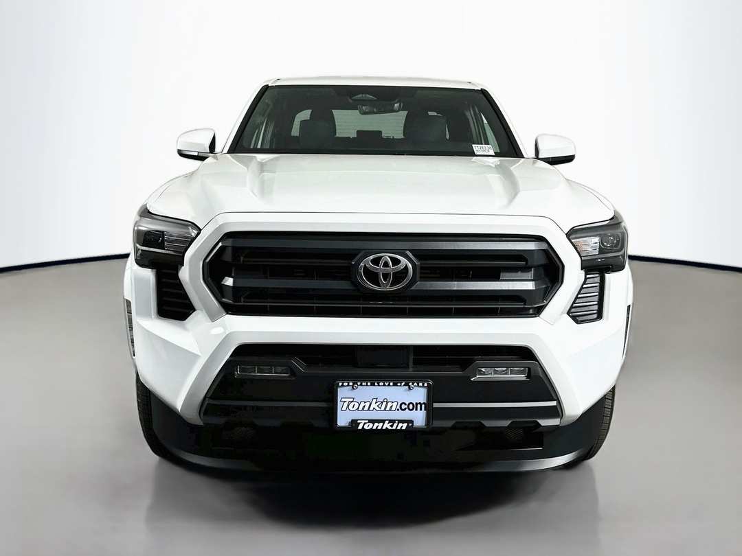 2026 Toyota Tacoma SR5 - Image 2