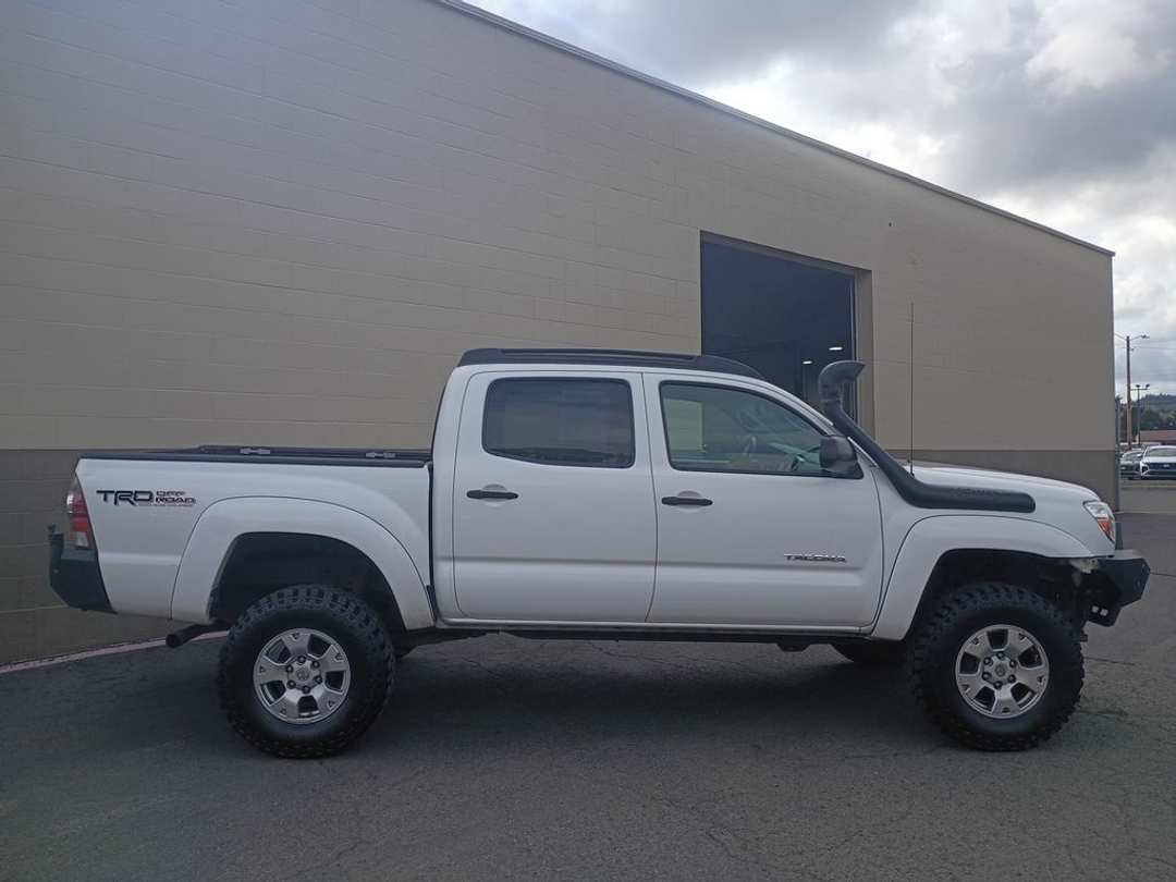2012 Toyota Tacoma Base - Image 3