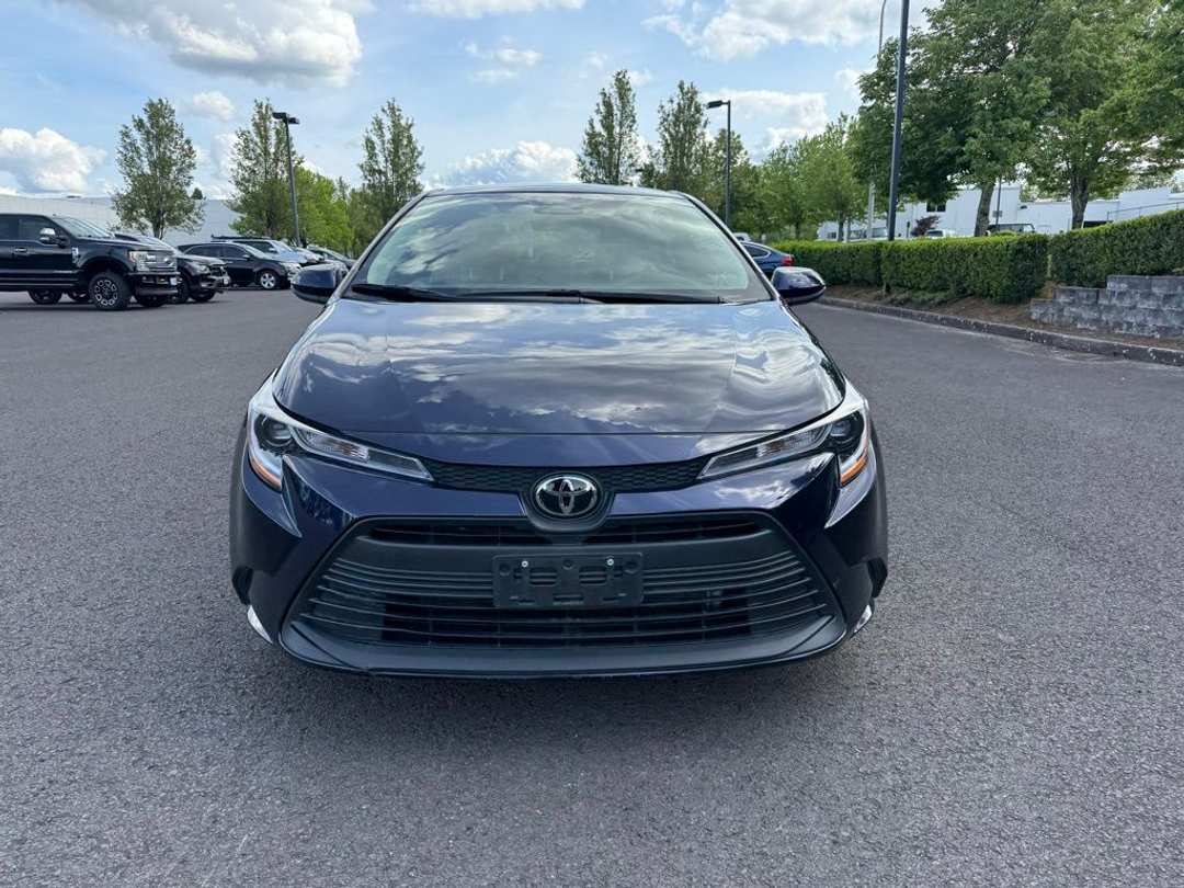 2025 Toyota Corolla LE - Image 2