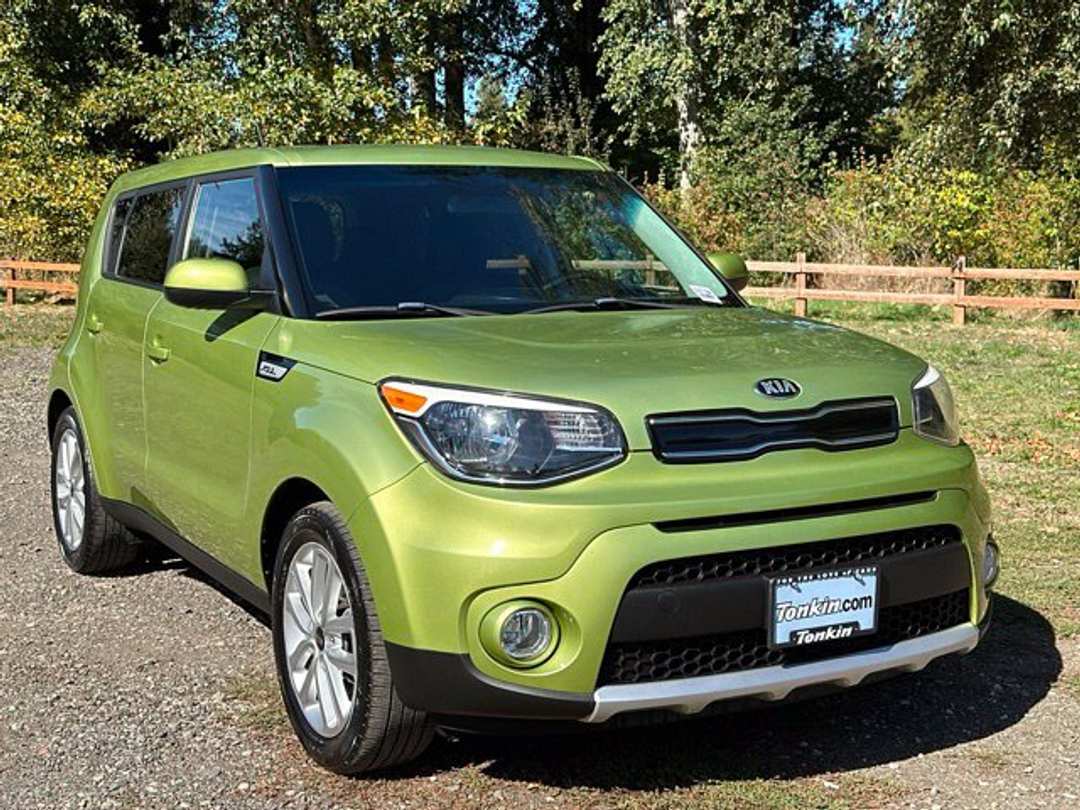 2018 Kia Soul Plus - Image 2