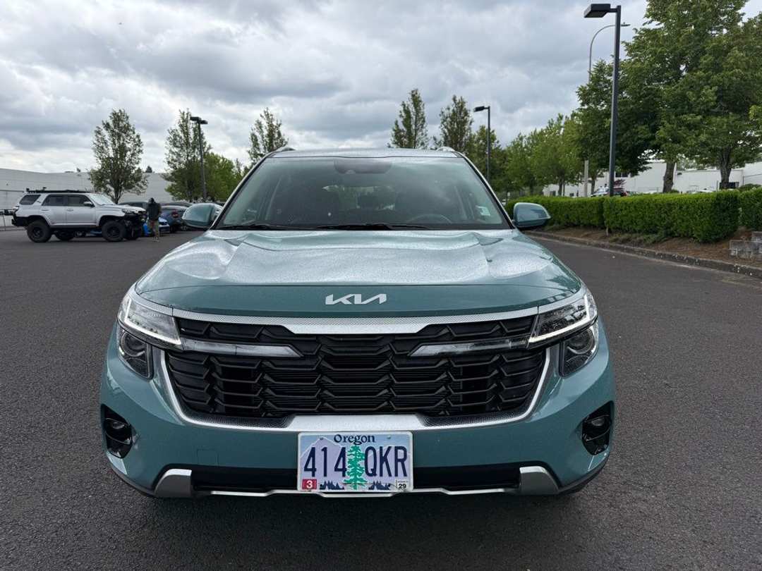 2025 Kia Seltos EX - Image 2