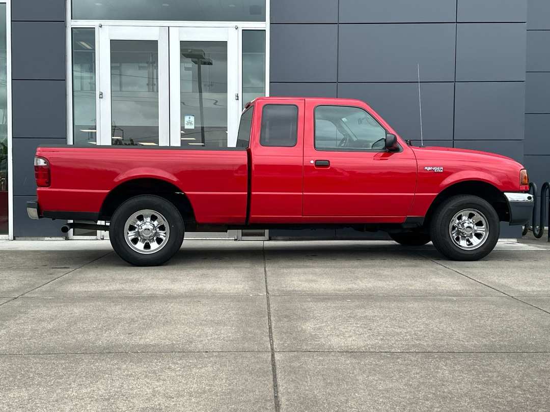 2004 Ford Ranger XLT - Image 2
