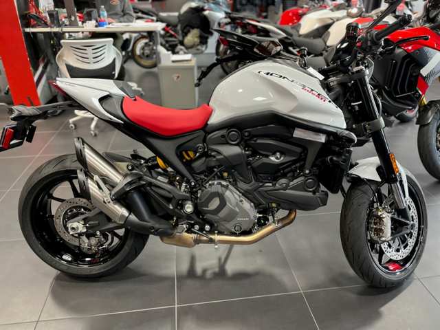 2025 Ducati Monster Plus 937 - Clearance Pricing!!! No Freight Or Setup!