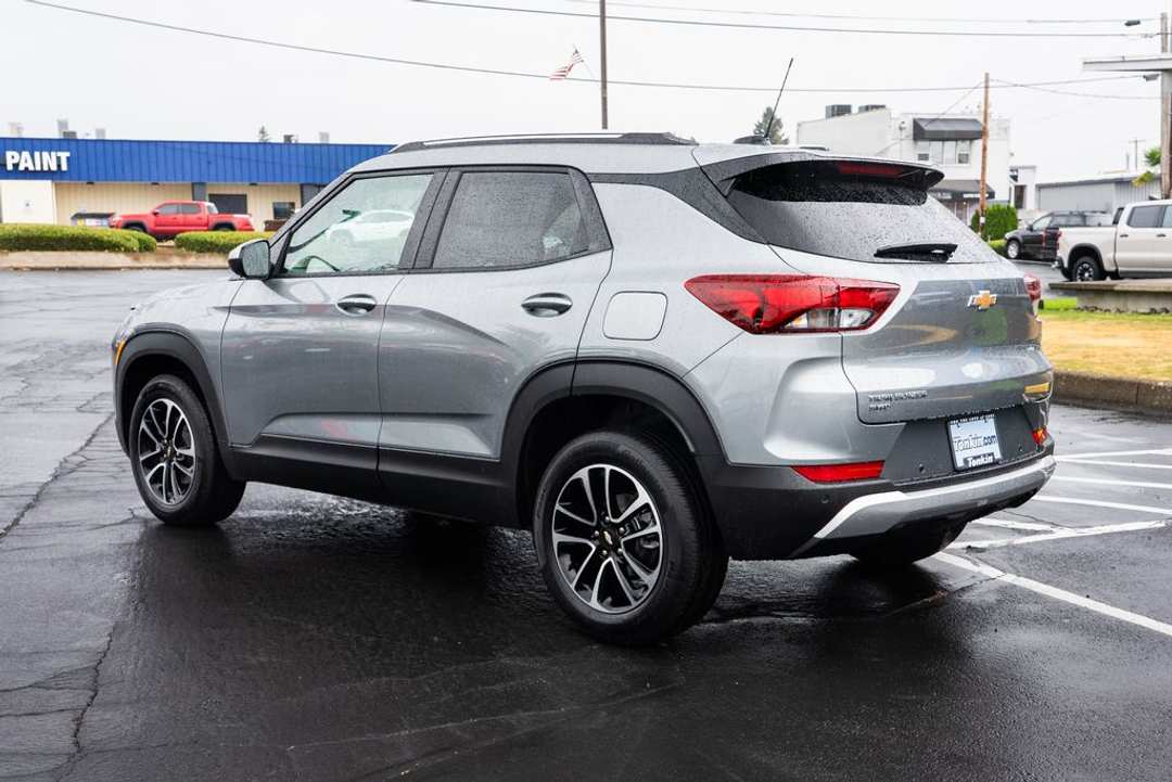 2026 Chevrolet Trailblazer LT - Image 2