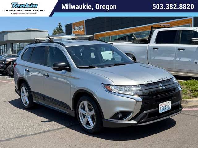 2020 Mitsubishi Outlander SP