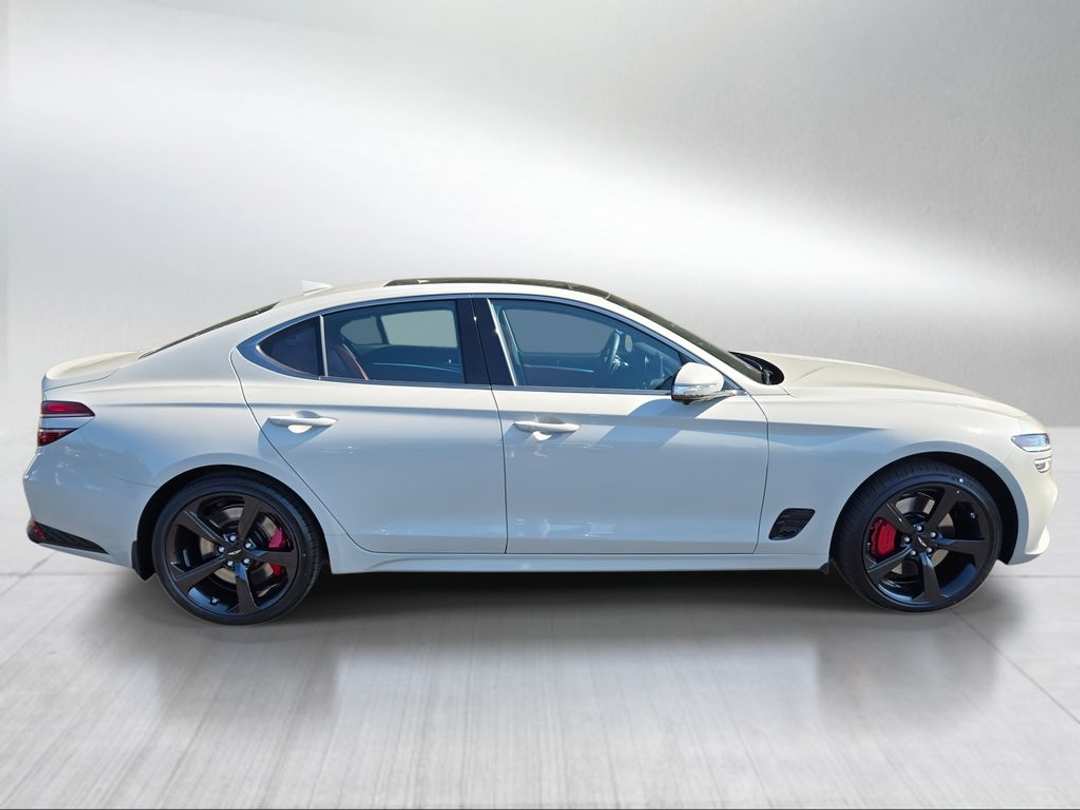 2026 Genesis G70 3.3T Sport Prestige - Image 2