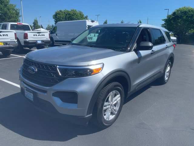 2022 Ford Explorer Base