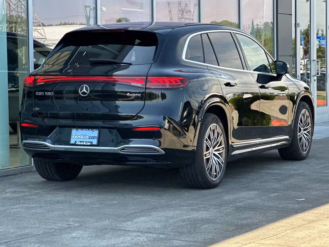 2023 Mercedes-Benz EQS 580 - Image 3