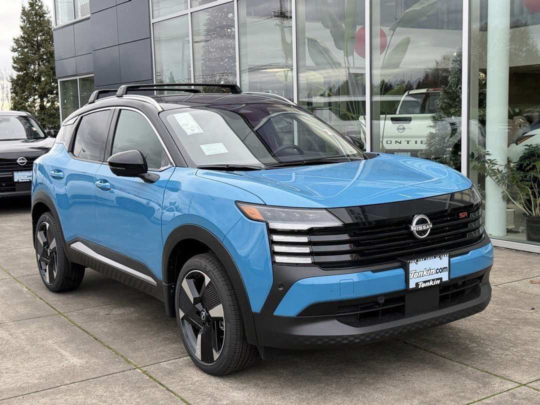 2026 Nissan Kicks SR - Image 3