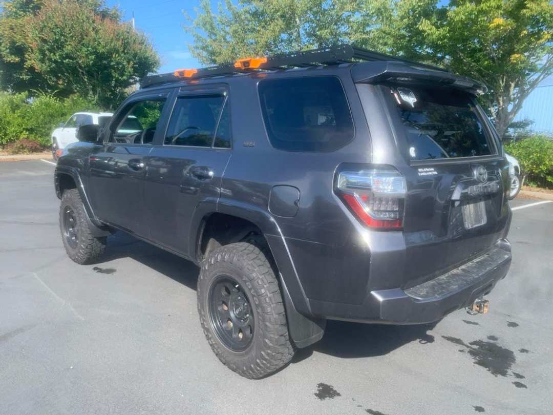 2019 Toyota 4Runner SR5 Premium - Image 2