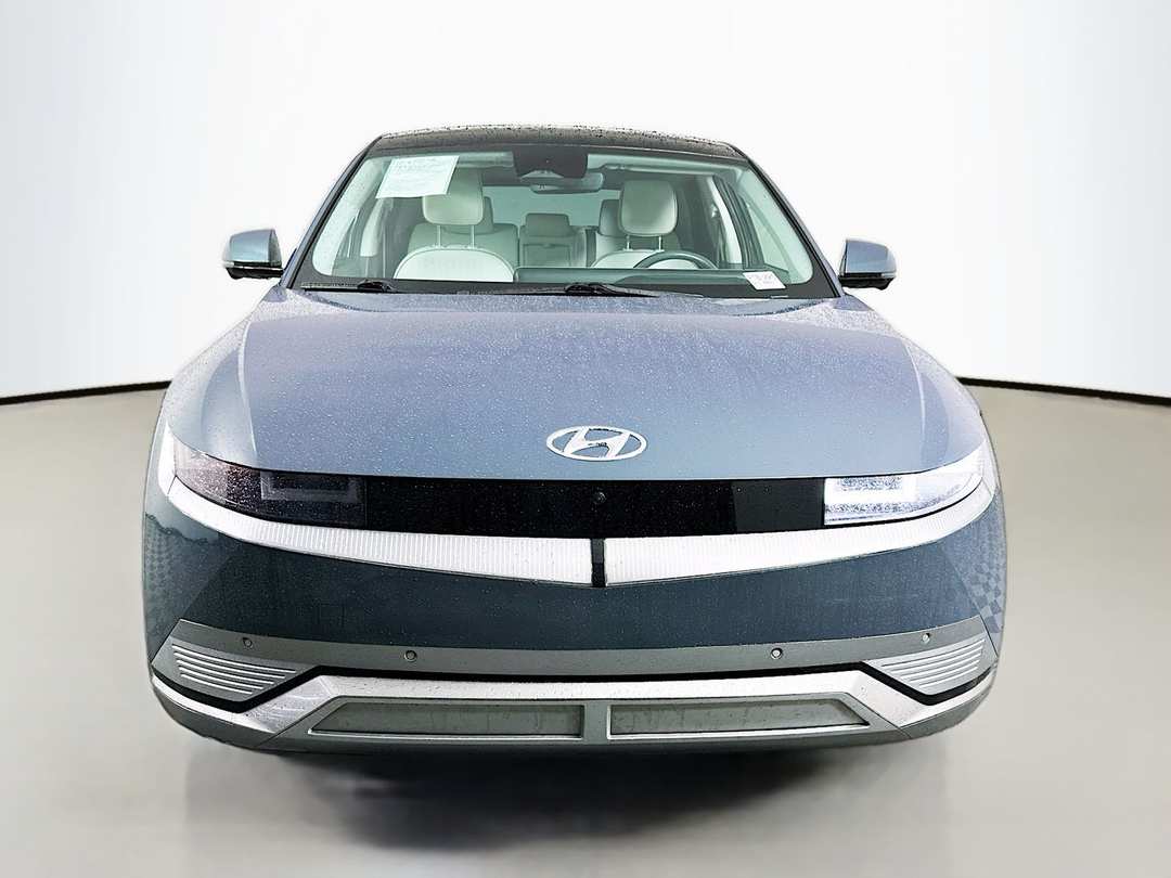2023 Hyundai Ioniq 5 Limited - Image 2