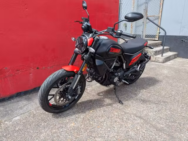 2024 Ducati Scrambler Full Throttle