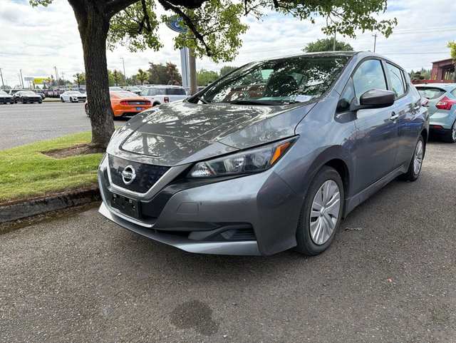 2022 Nissan LEAF S