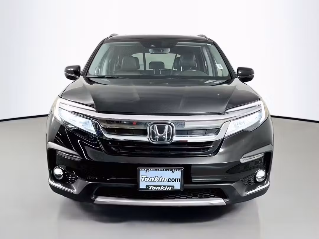 2021 Honda Pilot Touring - Image 3