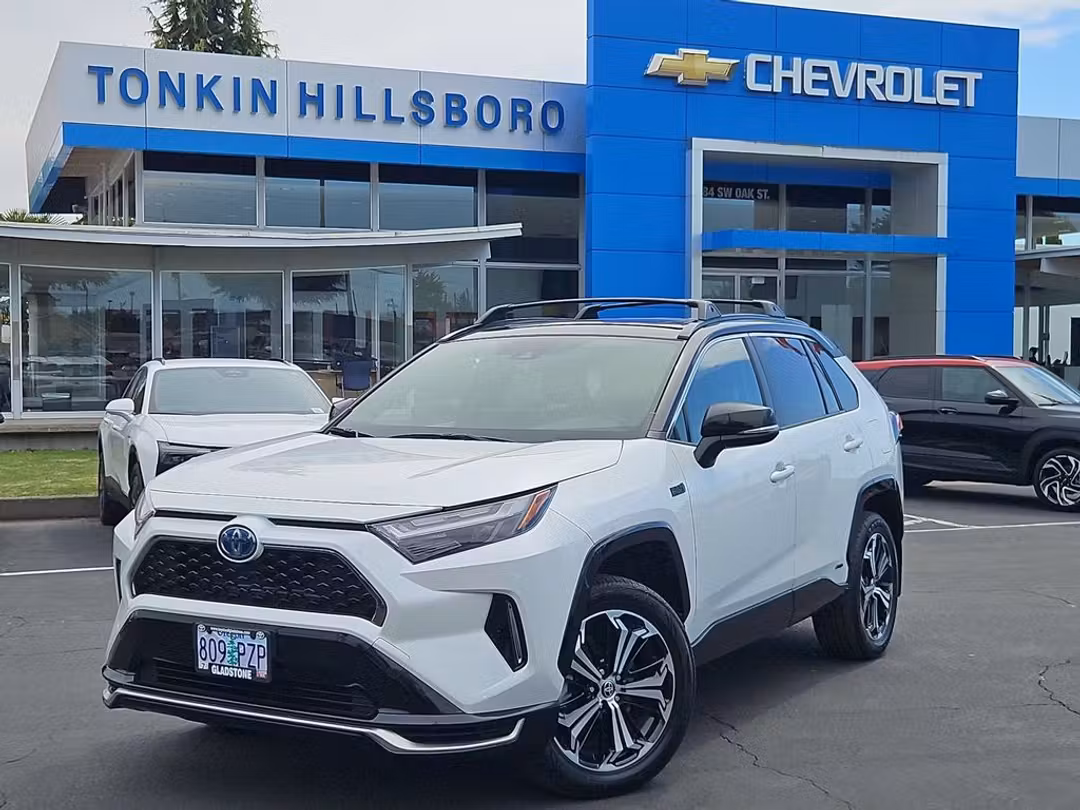 2024 Toyota Rav4 Prime XSE - Image 2